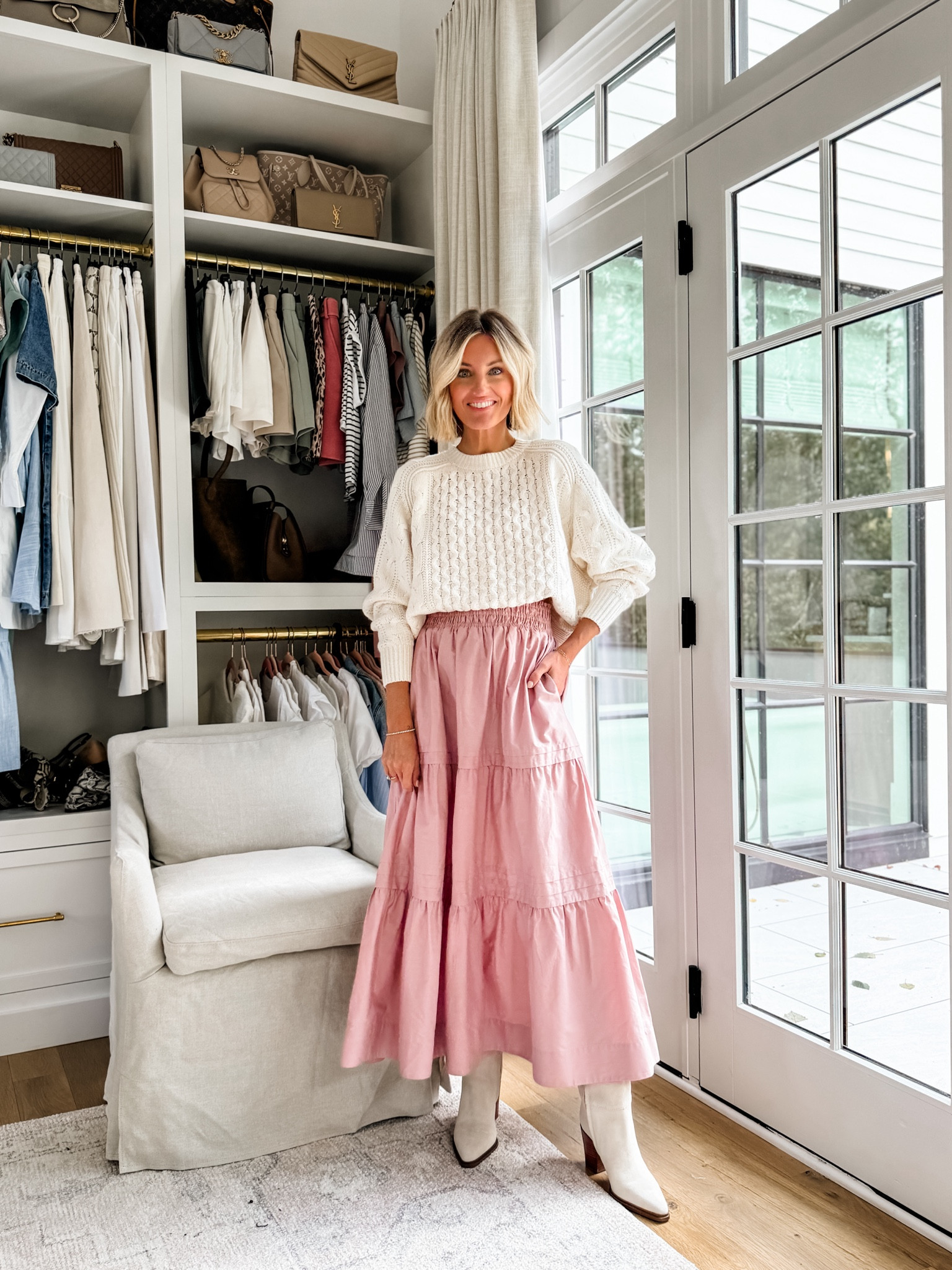 A cute outfit idea for fall! Wearing XS!

Loverly Grey, Anthropologie finds, Somerset skirt, fall looks, fall outfits, fall finds 

#LTKSeasonal #LTKStyleTip