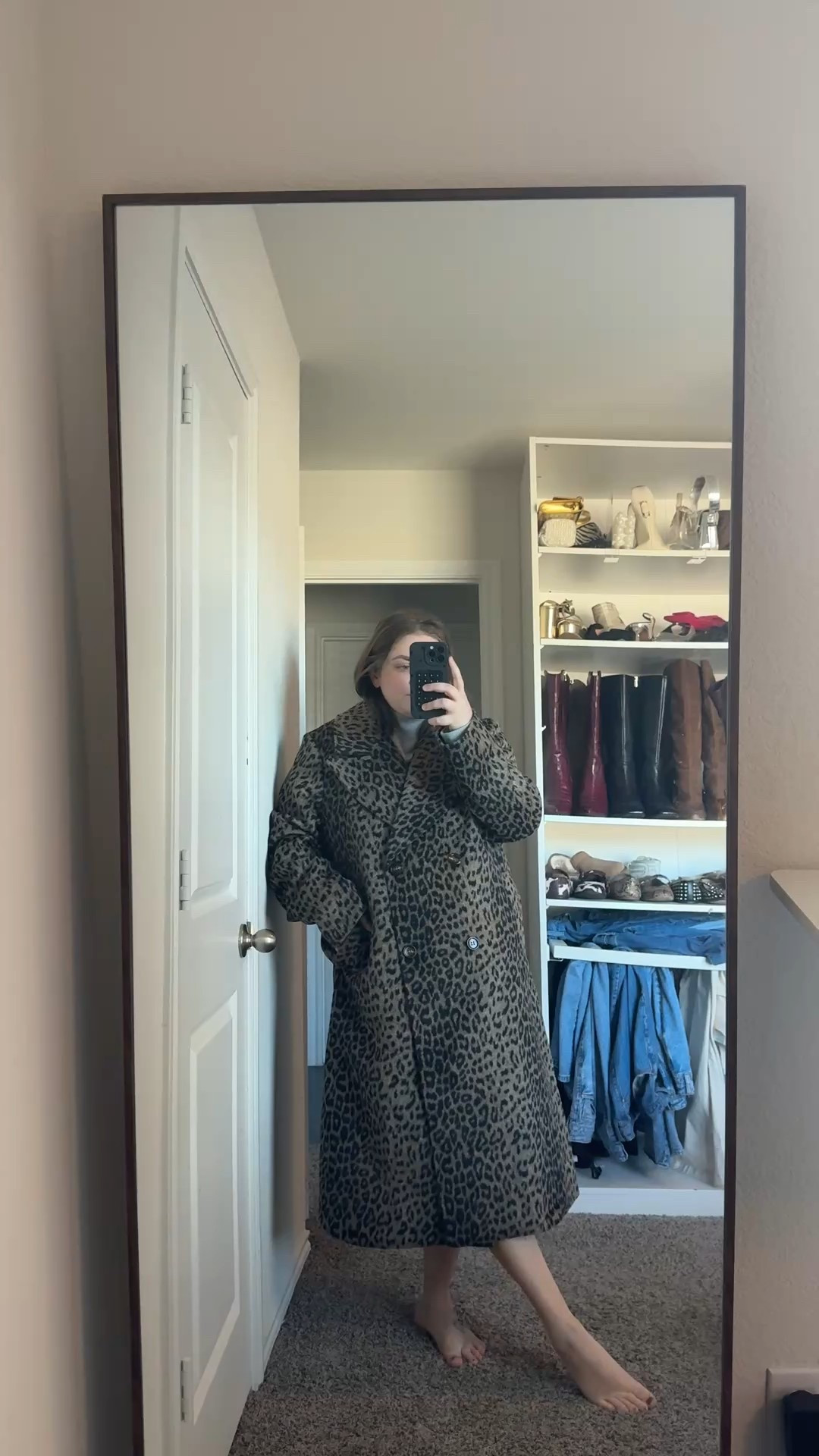 Leopard long coat wearing xl. It keeps going in and out of stock so I’ll post when it’s back in more sizes 