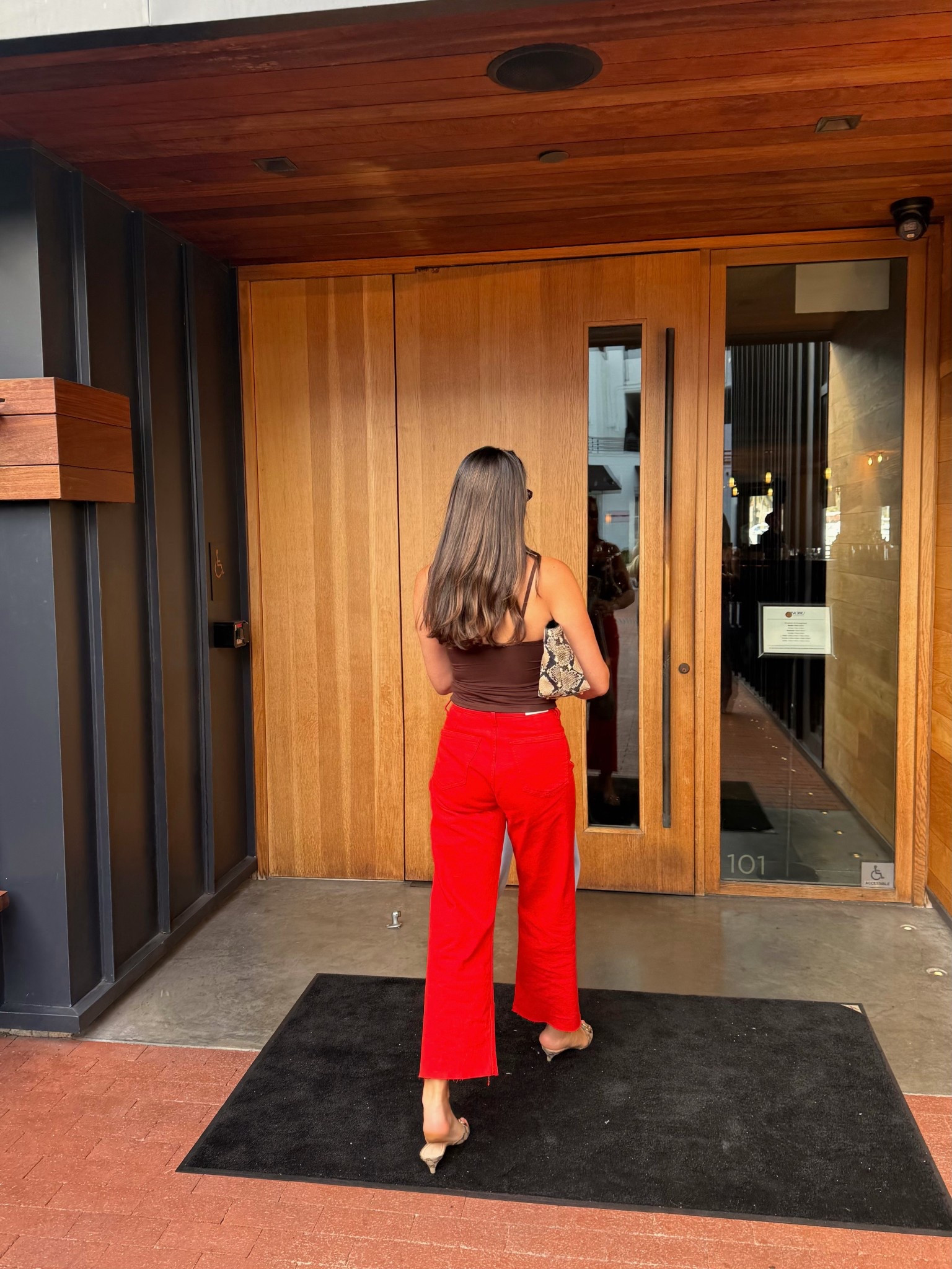 Size 26 denim 
Size small tank (belen15) 

#LTKdayinmylife #LTKOver40