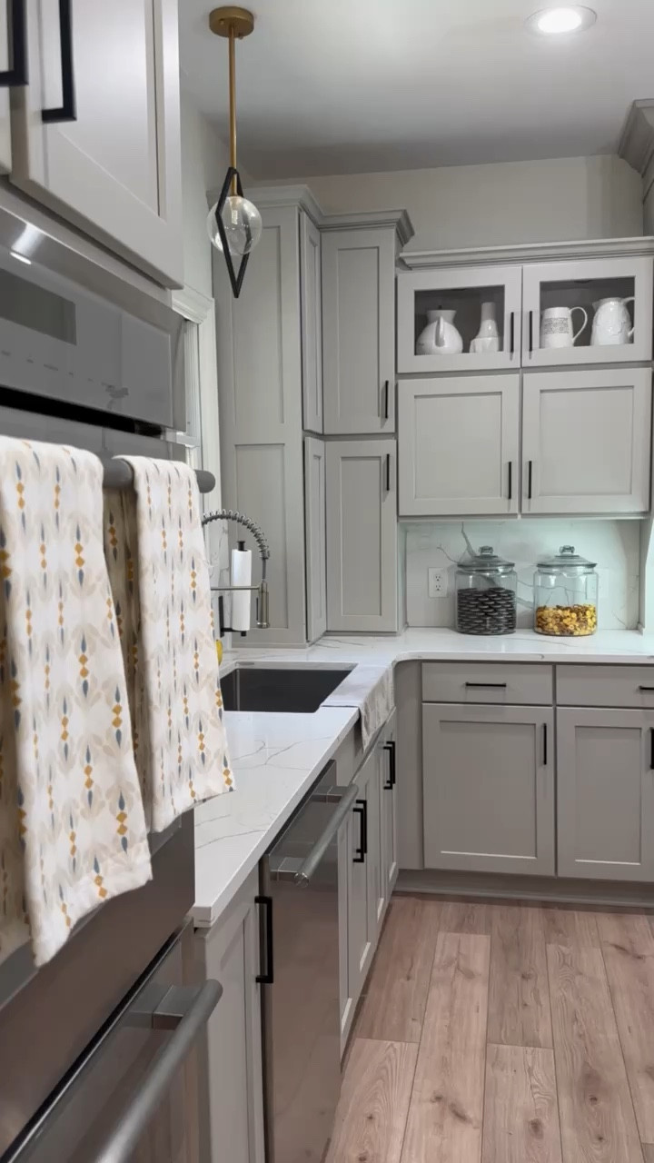 Kitchen Organization & Storage Jars

#LTKHome #LTKSeasonal #LTKFindsUnder100