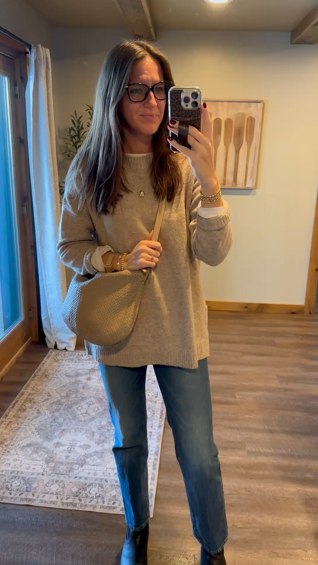 Today’s outfit 

Sweater - medium 
Jeans - 26 regular 