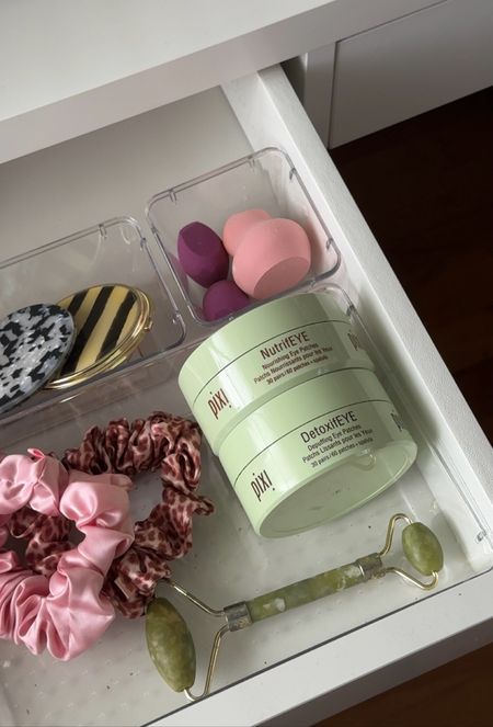 #ad Slow mornings

Small moments from today’s morning routine. So far I’m loving these @Pixibeauty DetoxifEYE Eye Patches. I’ve been using them for a while now and I just love how they freshen up my eyes. So soothing and moisturizing! 

Made some matcha as I waited for these eye patches to work its magic before finishing up my skincare routine.

#Target #Targetpartner #Pixi #Pixipartner #Pixibeauty @Target 


#LTKbeauty #LTKfindsunder50