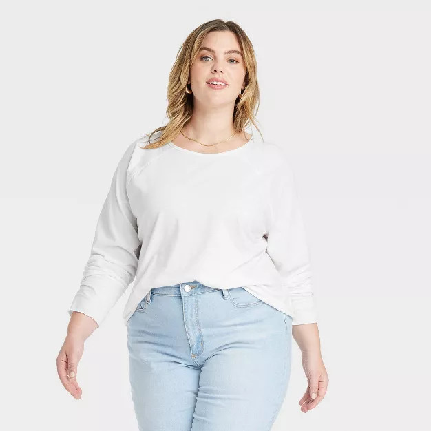 Women's Long Sleeve T-Shirt - Universal Thread™ | Target