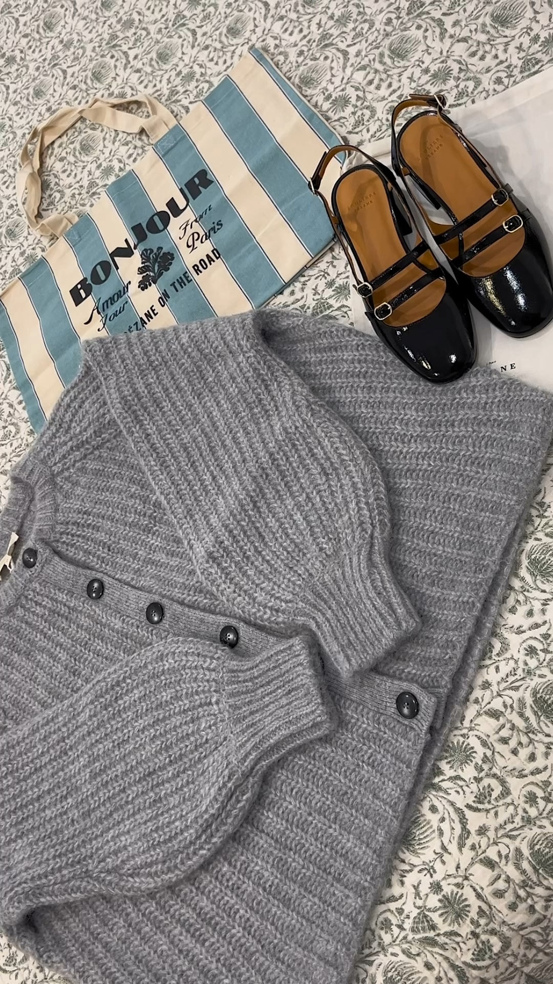 My 1st Sézane Order🖤 
Paula babies are tts
I sized up in the cardigan for an oversized fit🫶🏼

#LTKSeasonal #LTKStyleTip #LTKMidsize