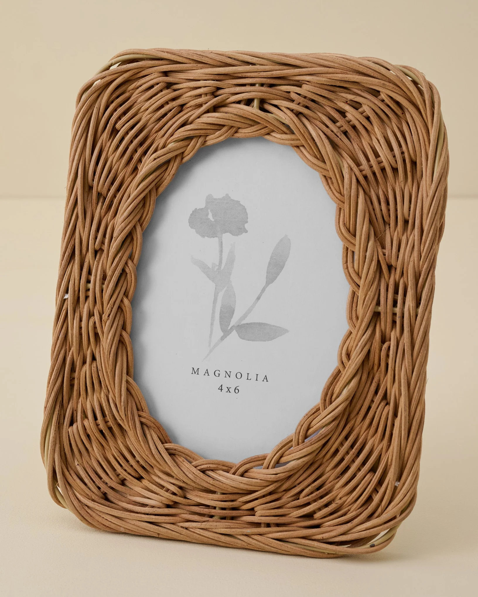 Robin Woven Rattan Photo Frame | Magnolia