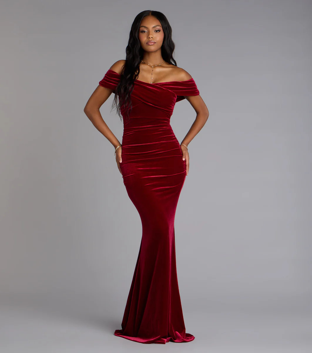 Gemma Velvet Off-The-Shoulder Mermaid Dress | Windsor Stores