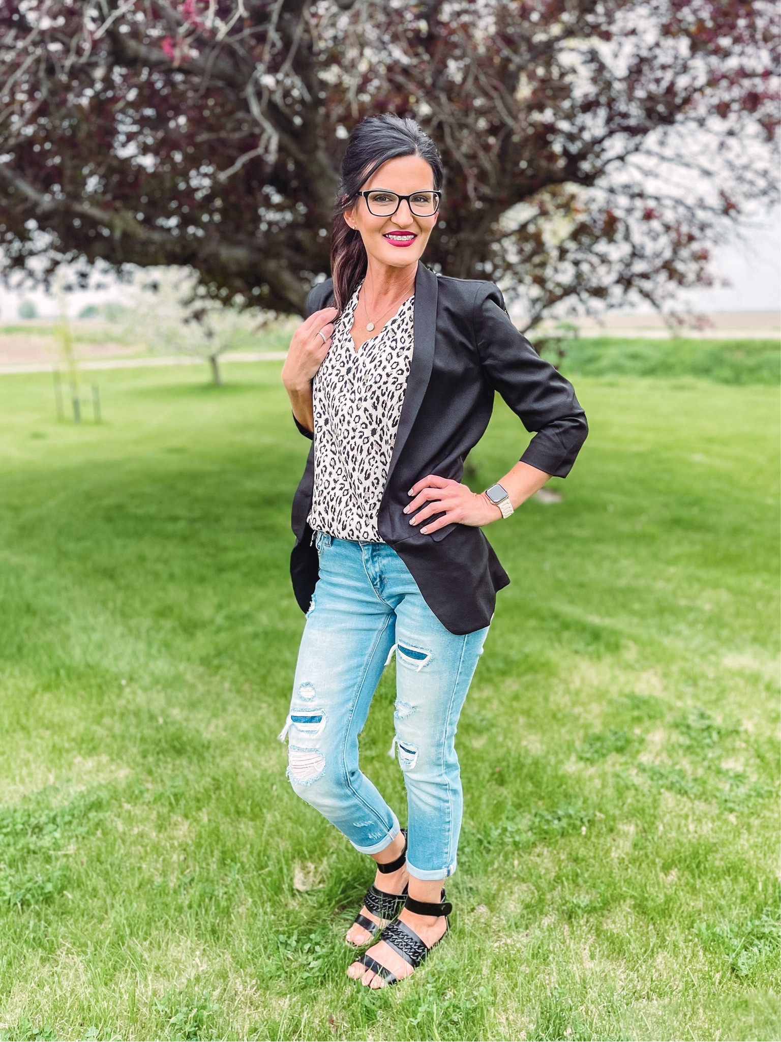 Business casual is the only way to go on a Friday 

#LTKstyletip #LTKbeauty #LTKworkwear