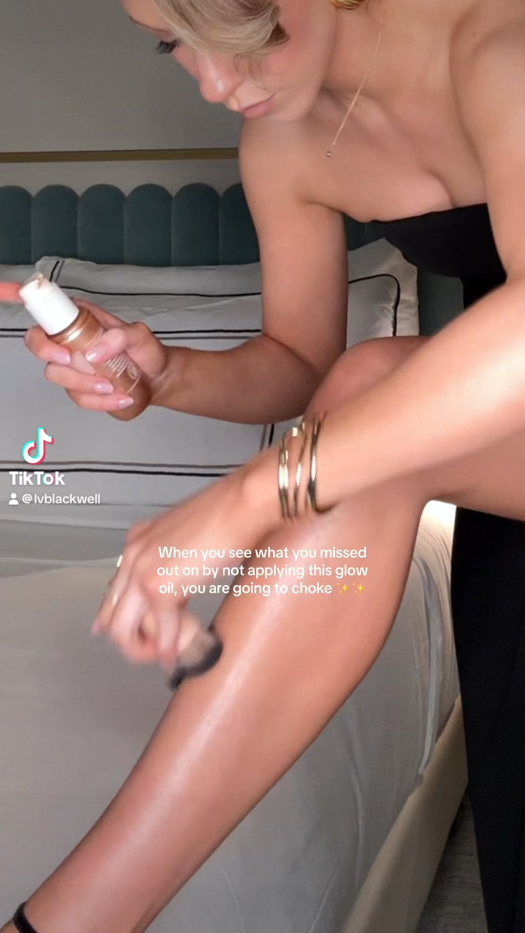 Sol de janeiro Rio sunset bronze glow oil for the glowiest skin of your life - it’s 20% off on spacenk right now!!✨✨

#LTKbeauty #LTKVideo #LTKfindsunder50