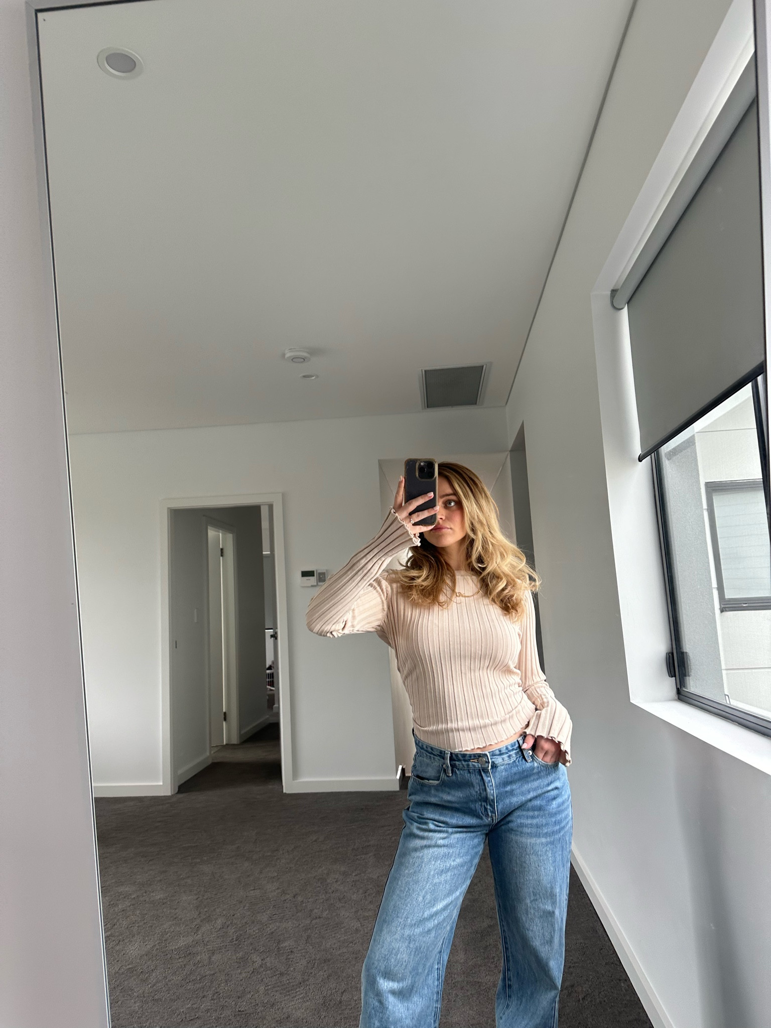 Styled my hair with my Dyson. It can do no wrong. Also these jeans are living on me rn, I wear size 10 