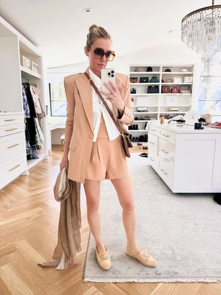 Travel outfit try-on - set by Camila Coehlo

#LTKSeasonal #LTKtravel #LTKover40