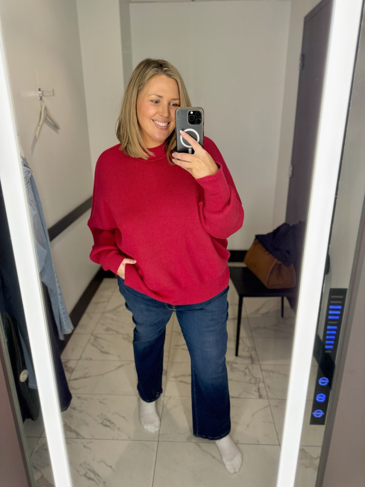 Wearing a XL in the top and 20 in the jeans!

Plus size fashion, everyday outfit ideas, in store try on haul, mom style, fall fashion, nyc outfit ideas, midsize fashion

#LTKOver40 #LTKPlusSize #LTKMidsize