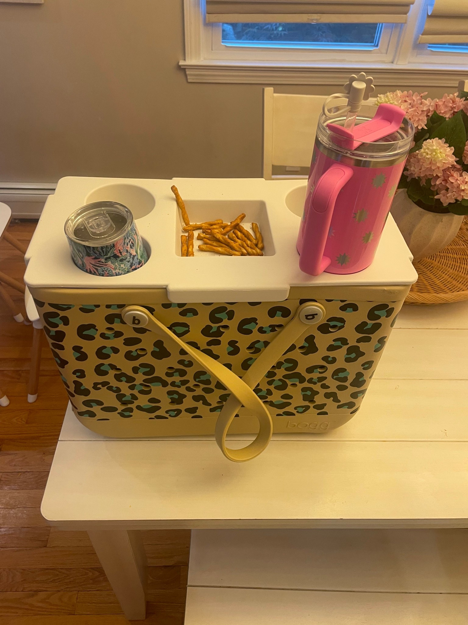 Bogg bag topper + my favorite accessories! 