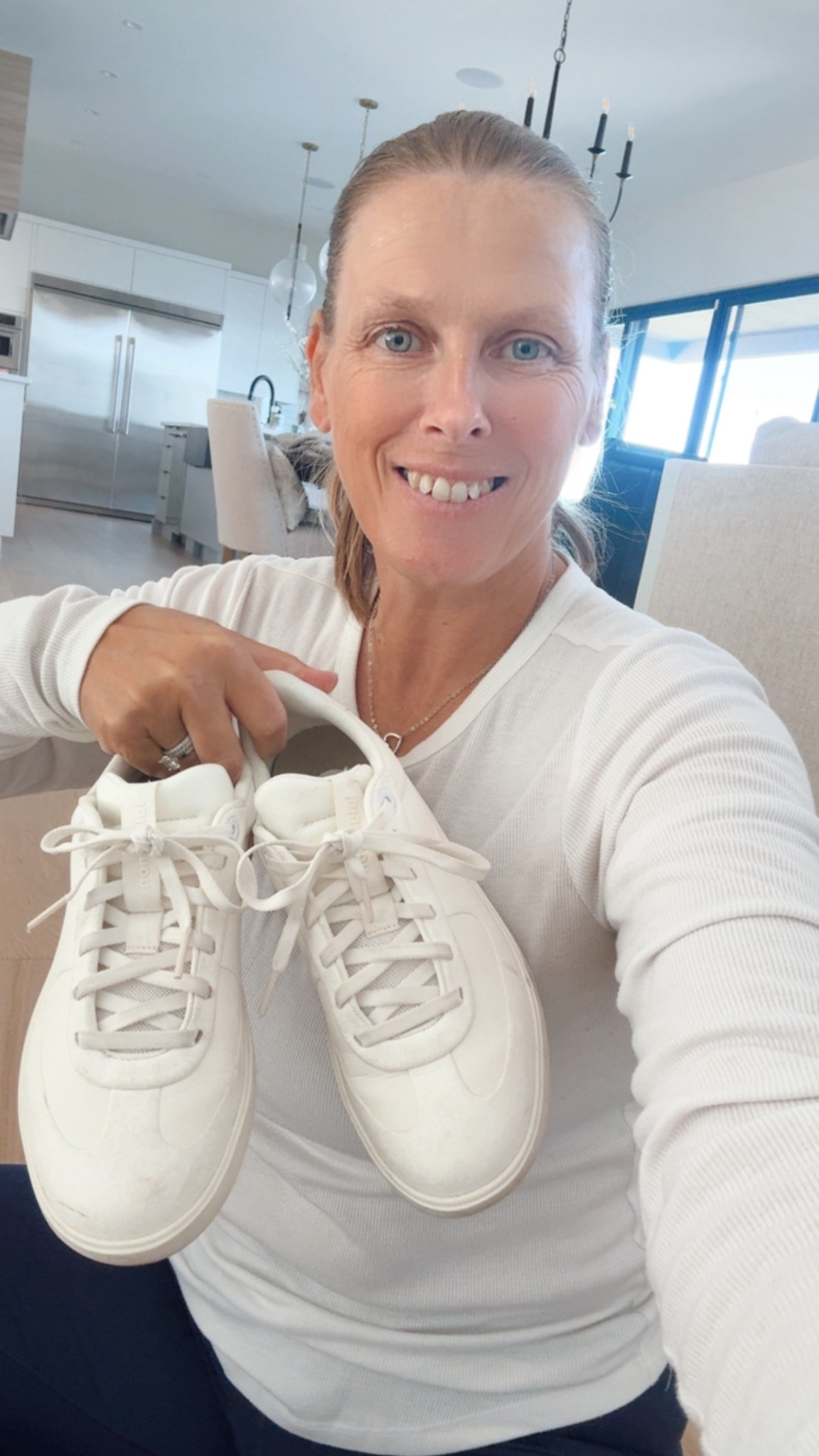 The BEST white sneakers that go with everything 

White sneakers outfit, travel style, ootd, spring shoes, lululemon sneakers, 

#LTKActive #LTKootd #LTKTravel
