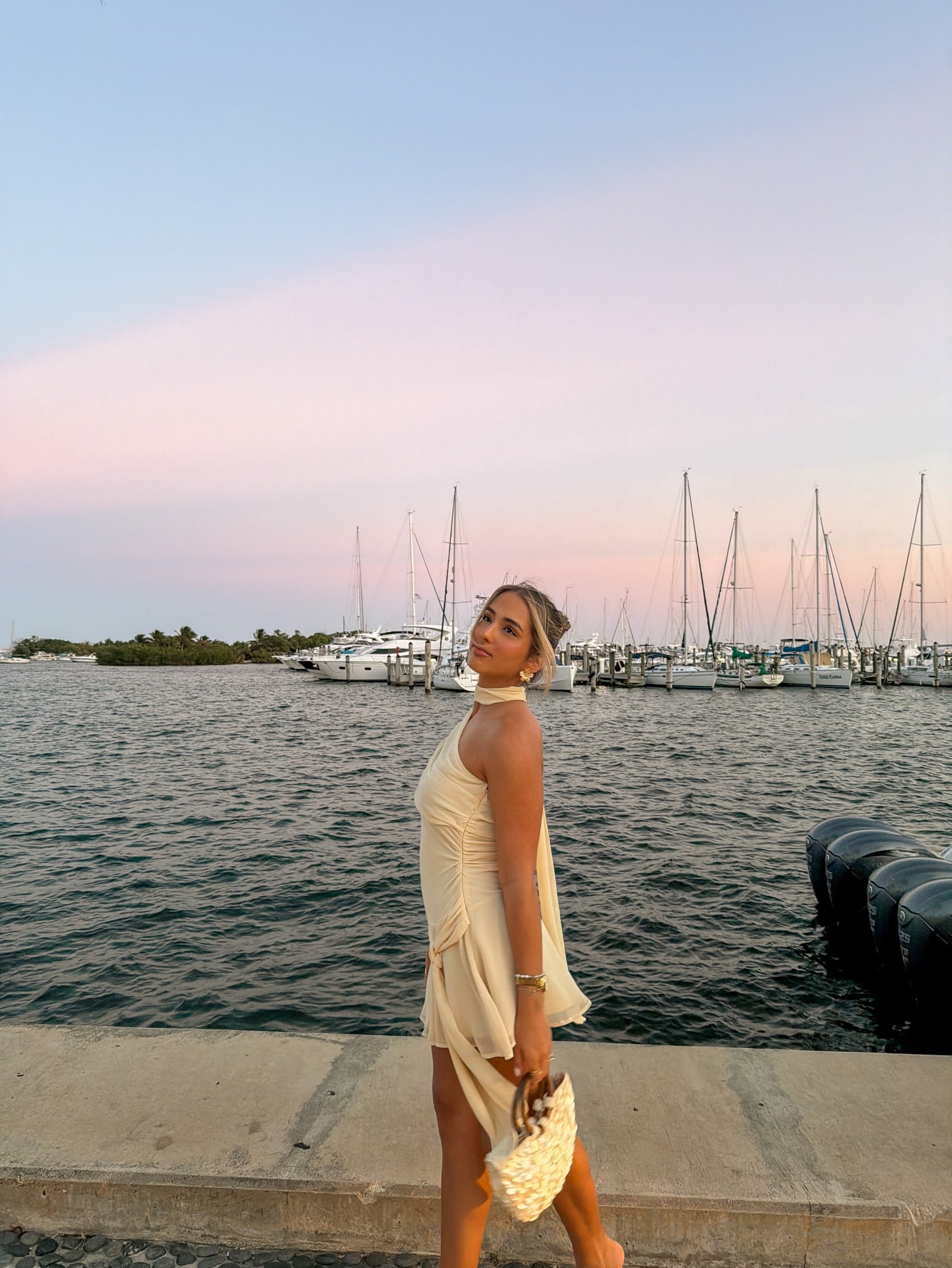 pretty skies are my favorite 💫

@glassons #glassonspartner