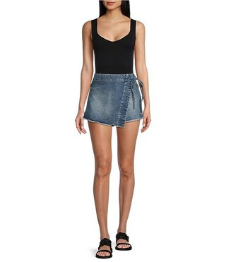 Clean Lines Scoop Neck Bodysuit | Dillards