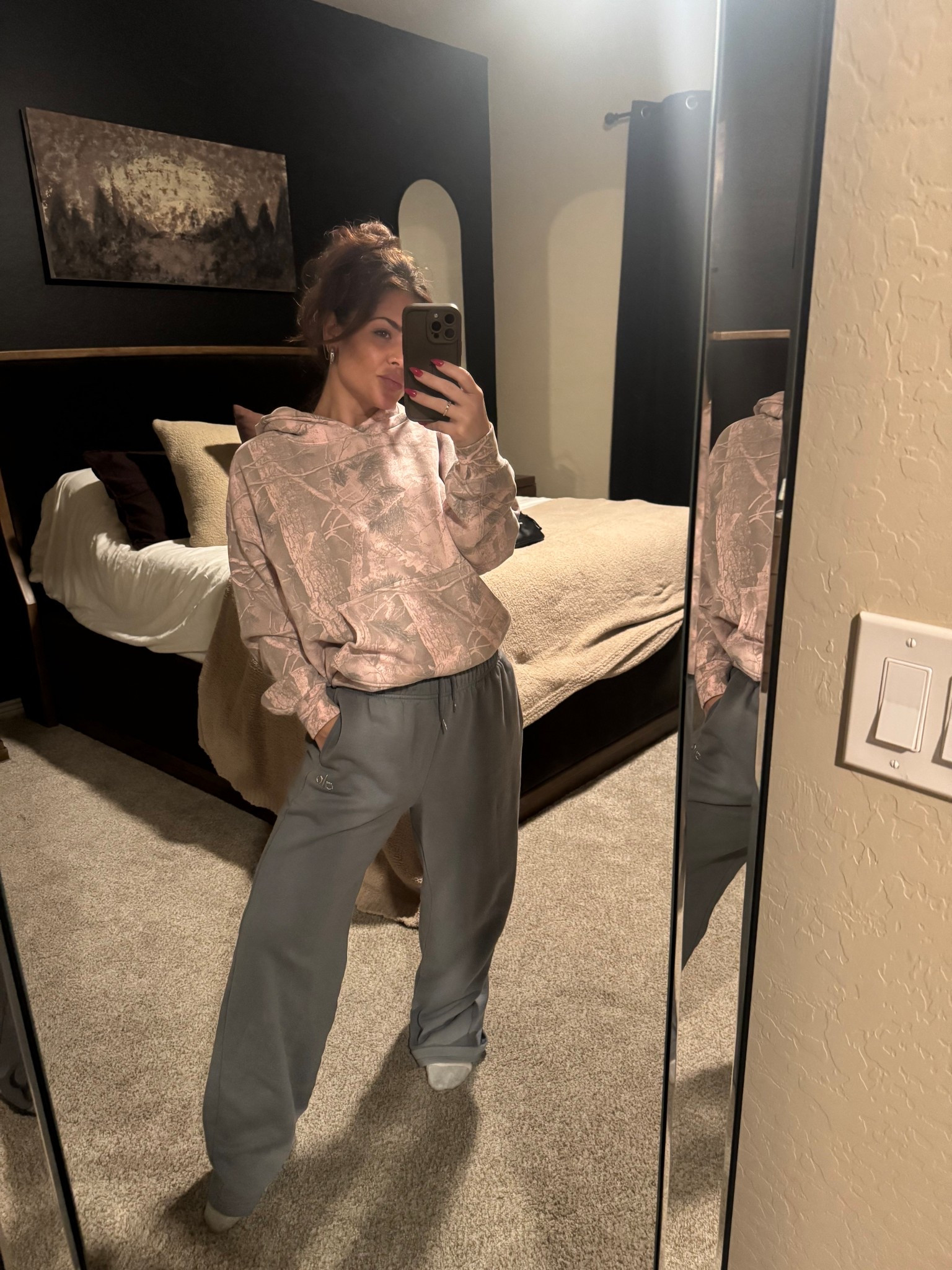 Cozy fit 

#LTKgrwm #LTKmomlife #LTKootd