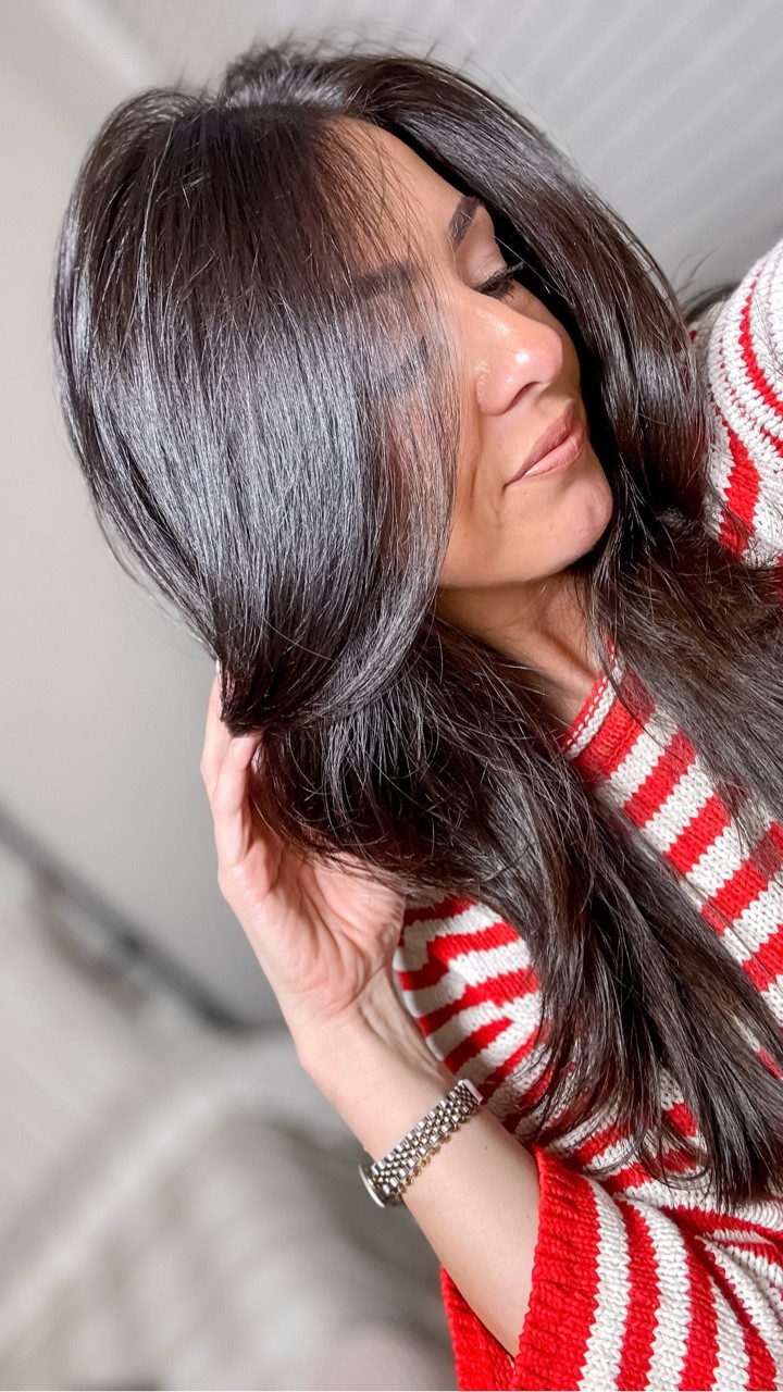 Okayyyy the blowout secret is finally here!

Comment “Smooth” for links to all the products used🔗

The Relaxing Fluid is THAT girl✨
Start with a rough dry, Section it off & use a round brush + dryer…always pull the hair toward your face — trust me,twirl the ends and pull down to smooth. Finish with a little oil on the ends and boom ✨salon vibes at home✨

Tag your blowout bestie 💕 

#ltkbeauty #beautytips #hairstyles #brunette #redkinshadeseq #blowoutstyles #lifestyleblogger #unitehaircare #blowdrystyle