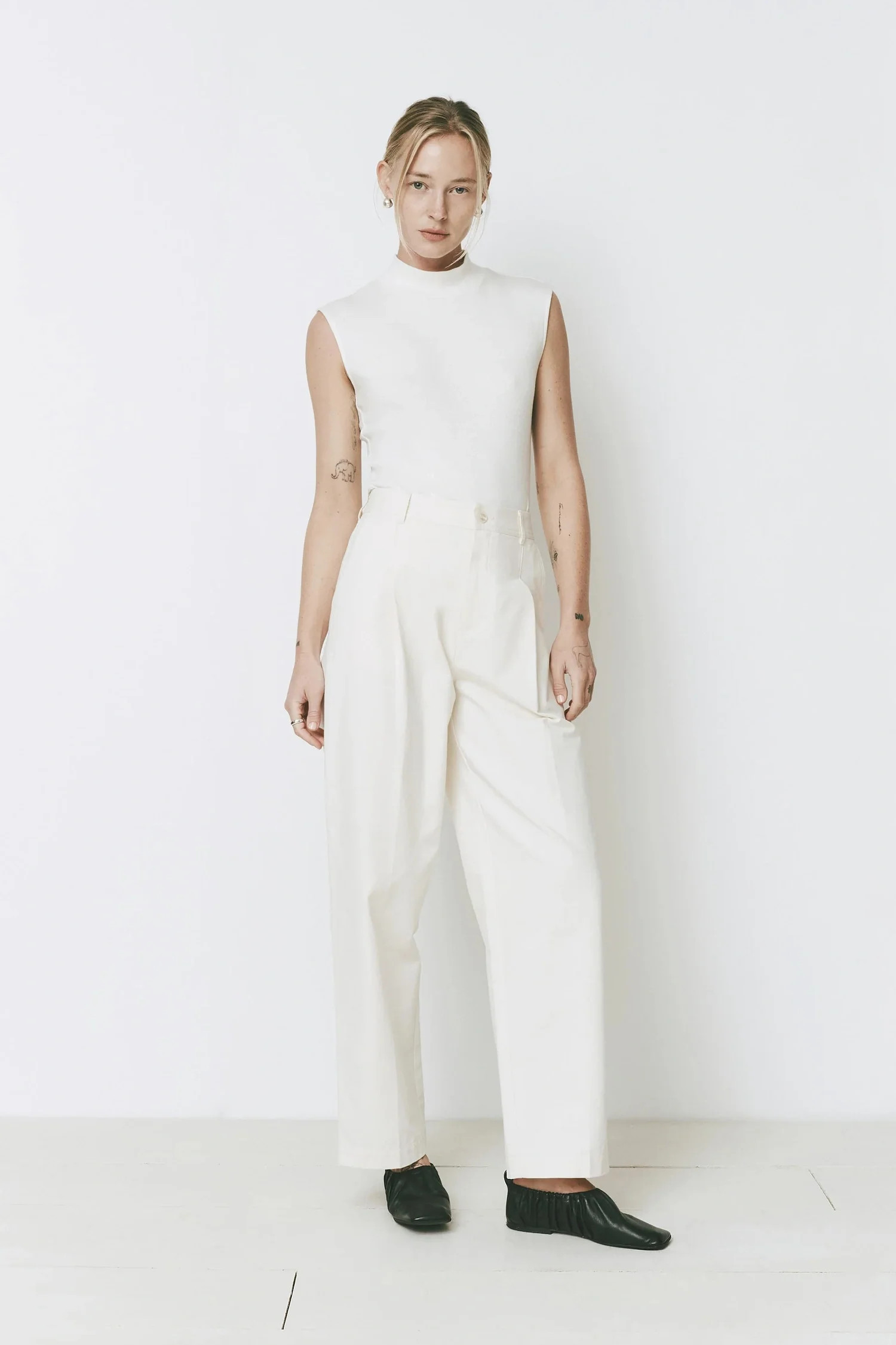 Longline Linen Blazer | Women's Beige Tailored Jacket | Rue Sophie