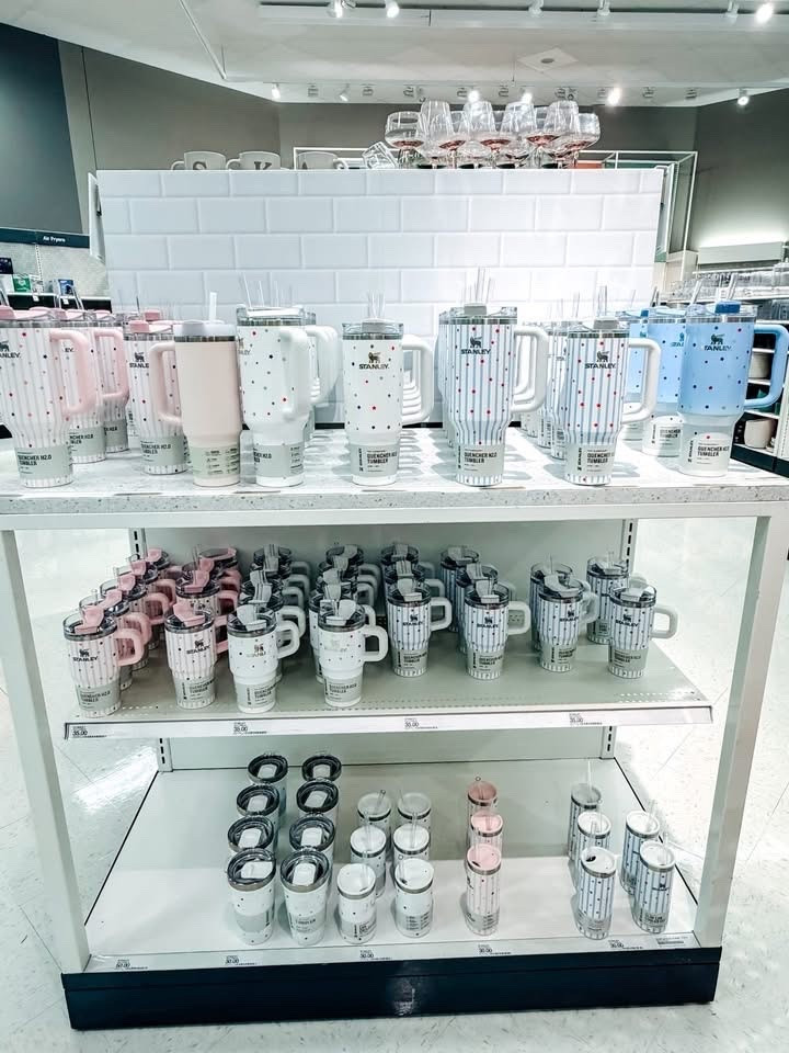 Patriotic perfection just dropped at Target and I am absolutely OBSESSED 🇺🇸✨ The Stanley collection is giving all the red, white, and blue vibes just in time for summer picnics, pool days, and fireworks nights! The cutest way to stay hydrated all season long 💙❤️🤍

#StanleyCup #PatrioticCollection #TargetFinds #SummerVibes #RedWhiteAndBlue #StanleyTumbler #FourthOfJulyStyle #DrinkUpSummer #TargetStyle #MustHaveFinds #SummerEssentials