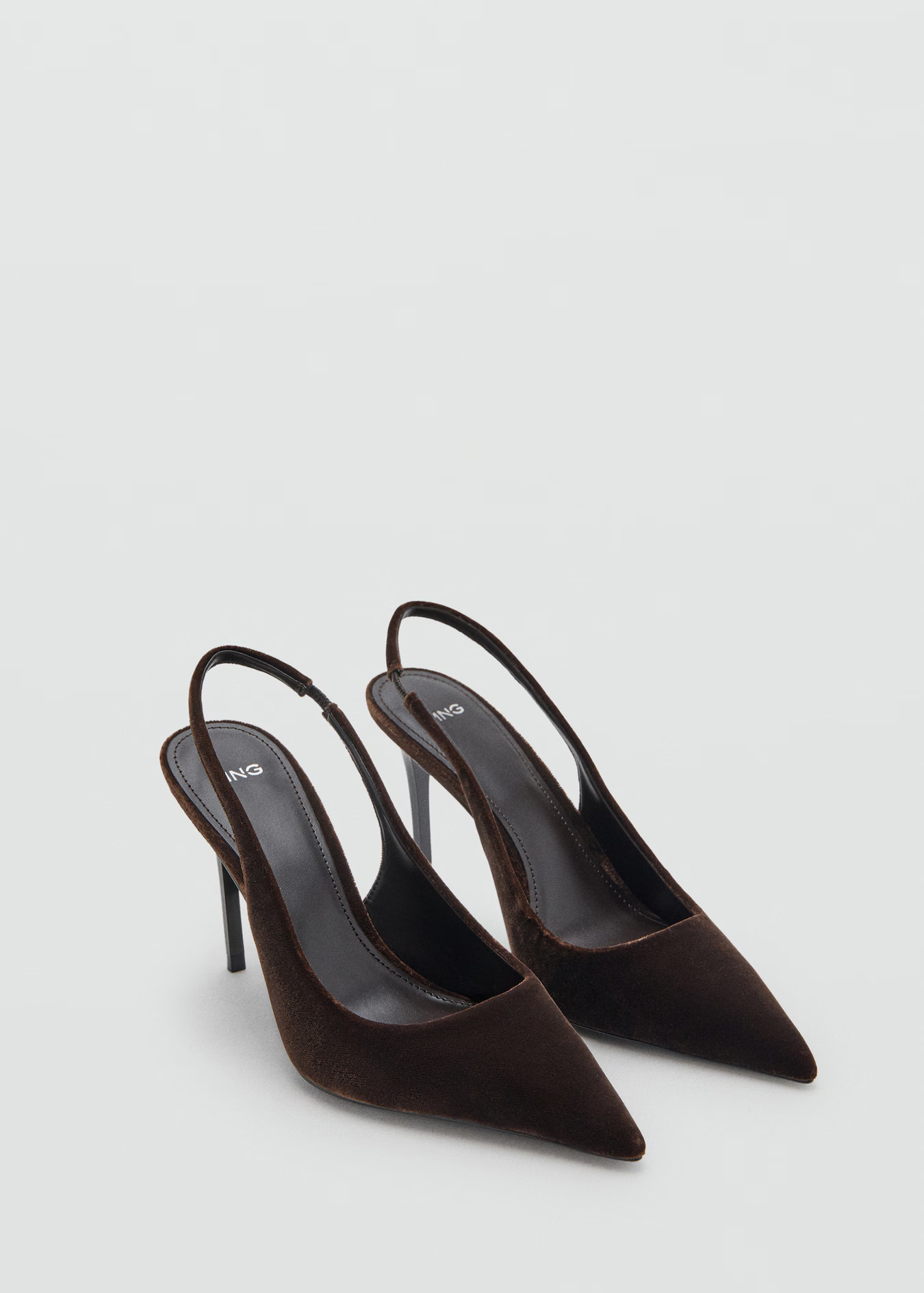 Velvet heeled shoes | MANGO (UK)