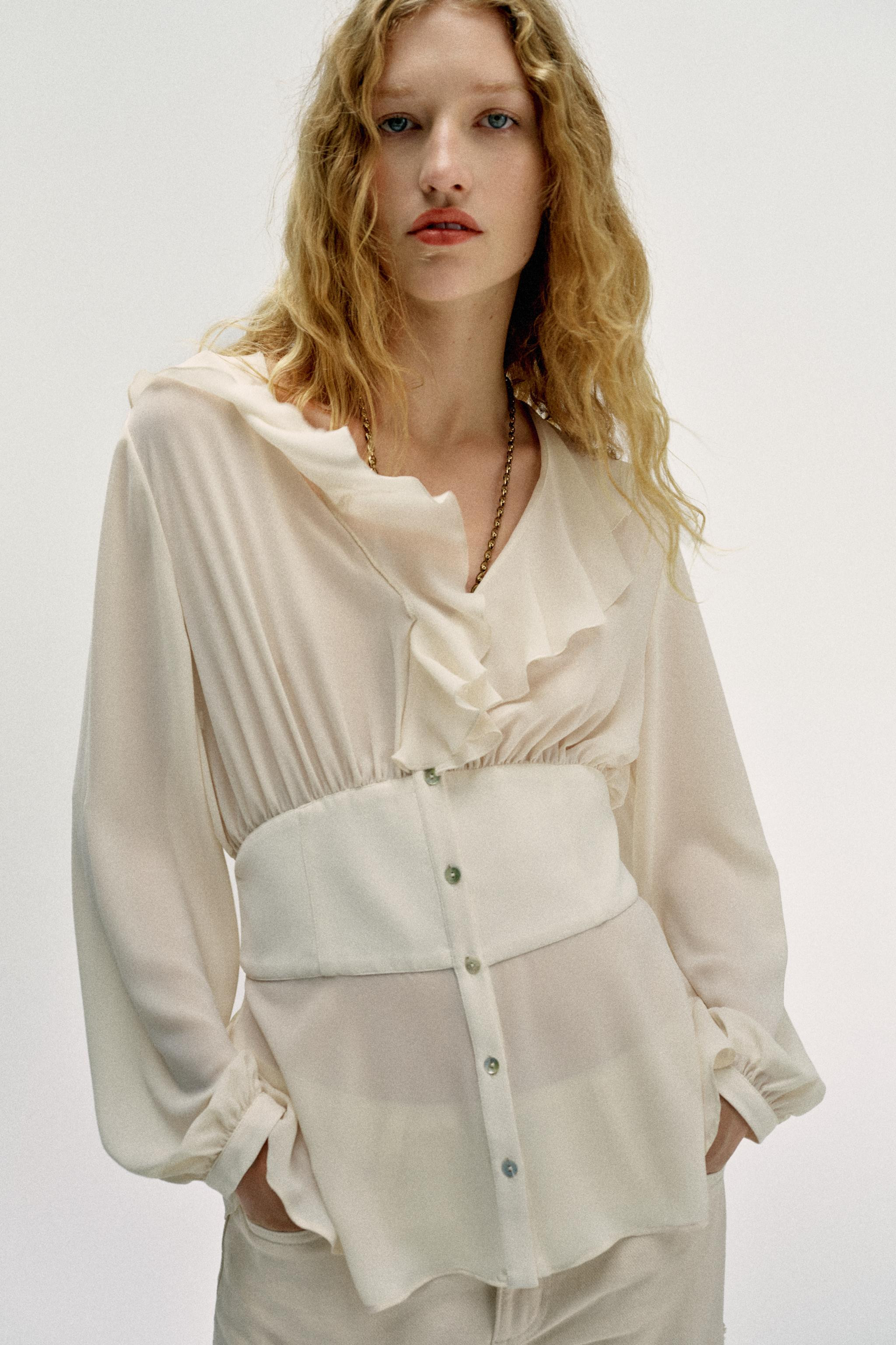 RUFFLED FITTED-WAIST SHIRT | Zara US