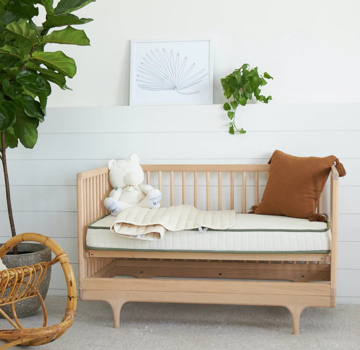 Organic Crib Mattress | Avocado Mattress
