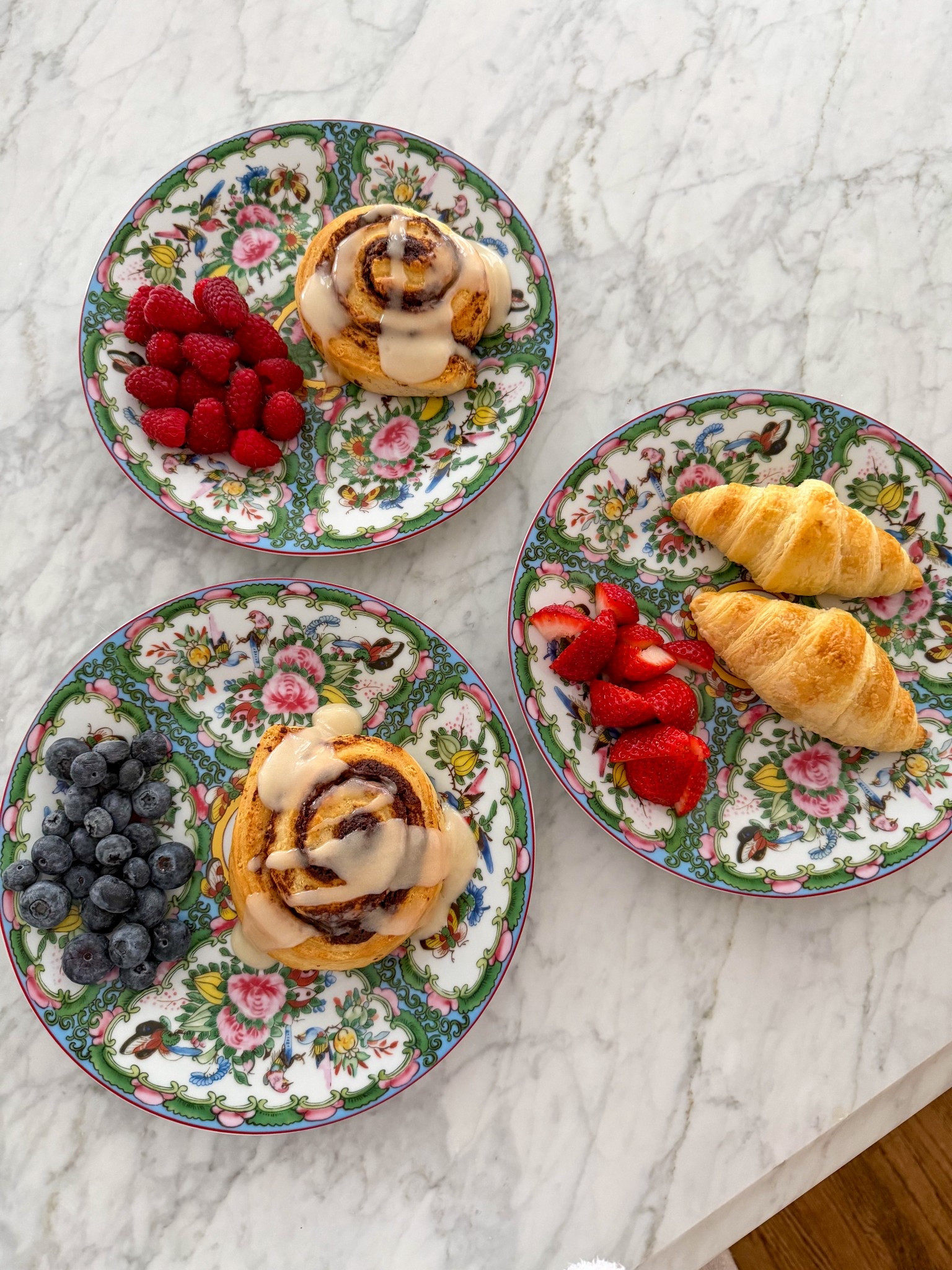 Floral plates 

#LTKHome