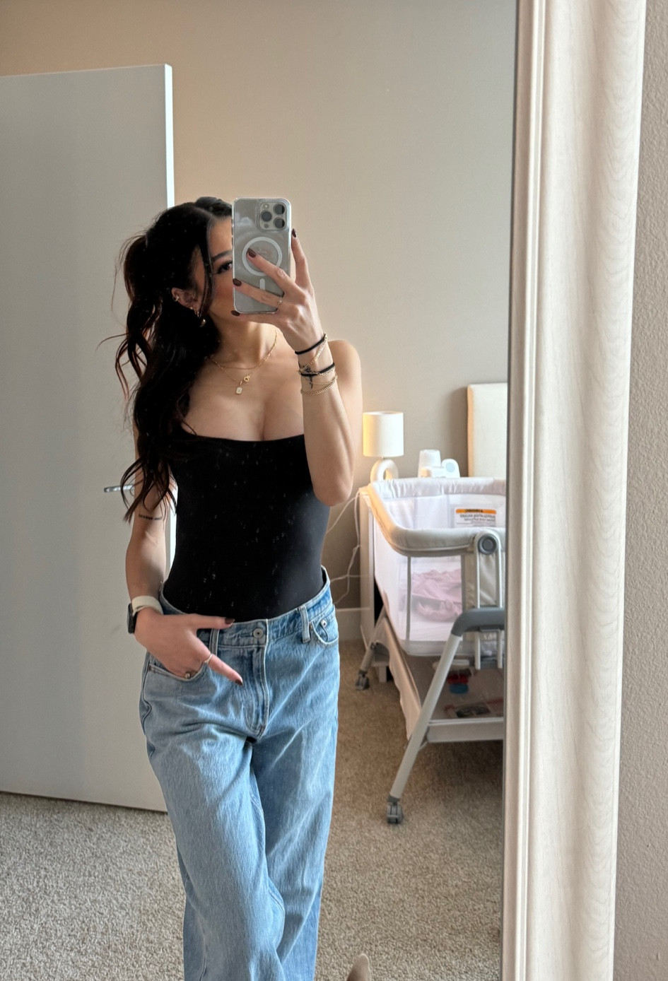 Threw together a super basic and comfy outfit! Here at the details 🤍