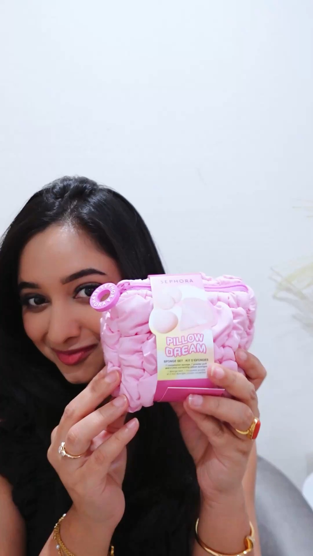 Unboxing a cute makeup sponge set with a very squishy mini pouch

#LTKselfcare #LTKBeauty #LTKgrwm