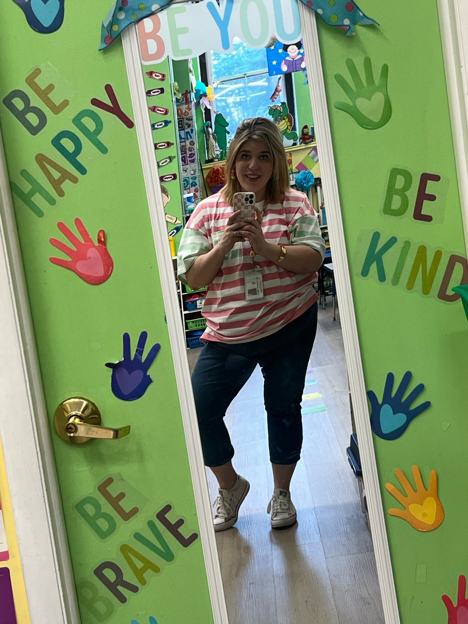 If the classroom decor became an outfit… 💗💚🌈

This oversized striped tee is lightweight, comfy, and perfect for hot classroom days. Paired with my favorite colorful earrings and classic white sneakers for an easy teacher look!

Everything is linked here ✨