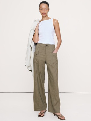 Mid-Rise Straight Utility Pant in Stretch Linen-Viscose | Banana Republic (US)