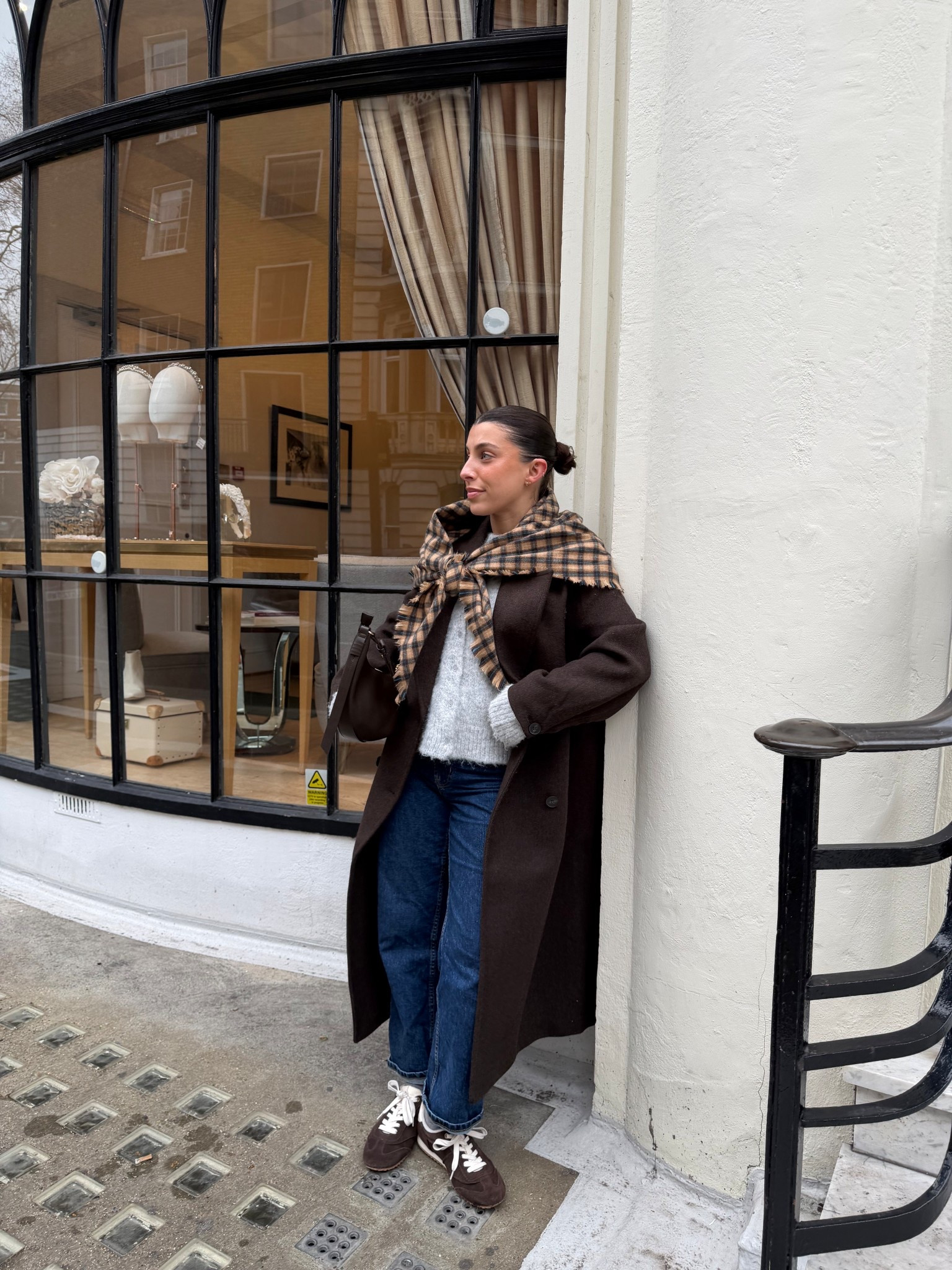 Winter outfit, marks and Spencer, M&S, asos, cropped jean, dark blue jeans, scarf, triangle scarf, neck tie, knit cardigan, brown coat, long line coat, petite maxi coat, brown shoulder bag, chocolate, brown faux suede trousers, Stradivarius 

#LTKuk #LTKpetite #LTKwinter