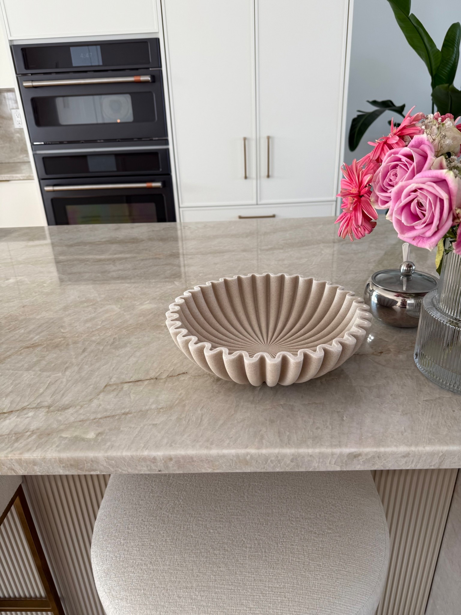 Sharing my favorite fruit bowl 🤍 love its shape and size ❣️ 

#LTKHome #LTKSeasonal #LTKSaleAlert