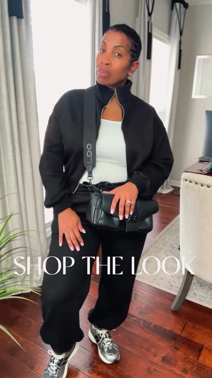 OOTD ✨

Cozy, cute, and comfy this 2 - piece fleece tracksuit from Amazon - the perfect lounge. Full zip jacket + joggers.

Paired it with my ALDO crossbody (@macys )and New Balance sneakers @newbalance .

#OOTD #AmazonFashion #AmazonFinds #Tracksuit #Cozyfit #Streetsyle #FallFashion #ALDOStyle #Newbalance

#LTKActive #LTKStyleTip