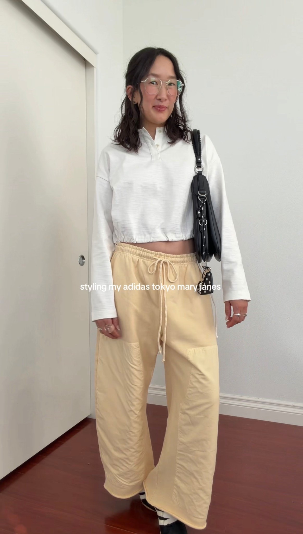 Xxs in top, medium on pants (got the wrong size 🥲 gonna exchange but still loved the fit so I wanted to style them, I’ll likely get my usual xs). Shoes tts! 