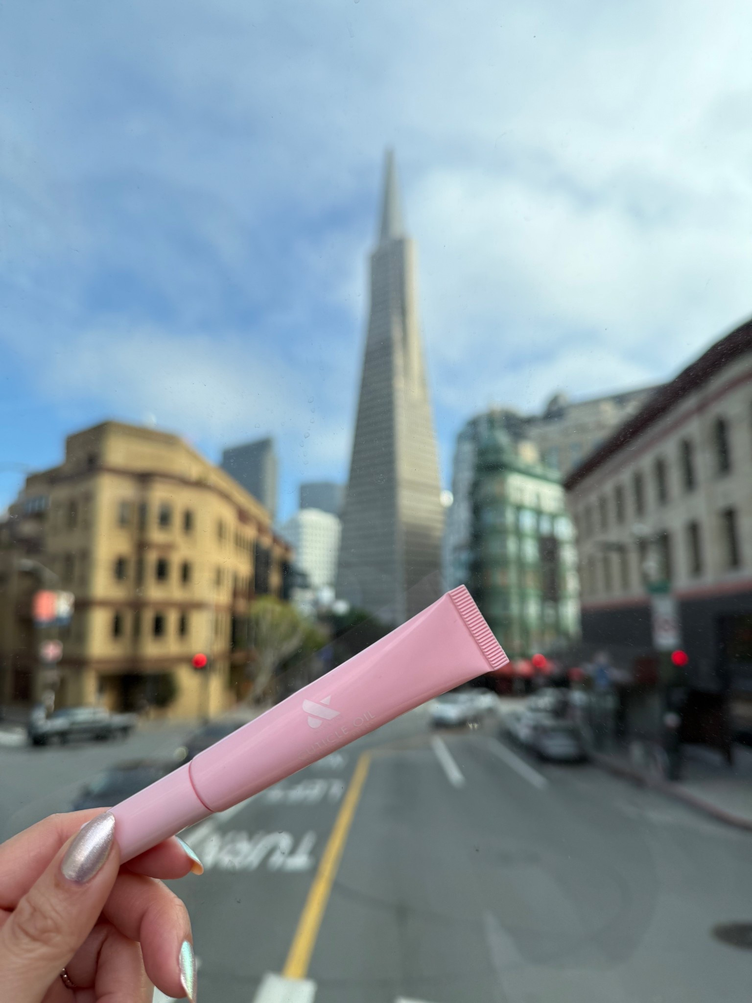 Today is the last day to get 25% off everything from @oliveandjune! Use SALE25 at checkout. 

After the sale, use CARINA20 for 20% off first systems 🫶 shop with my LTK link in bio!

#WeekendManis #oliveandjune #oyc cuticle oil cuticle care natural nail growth journey

#LTKCyberWeek #LTKGiftGuide #LTKBeauty