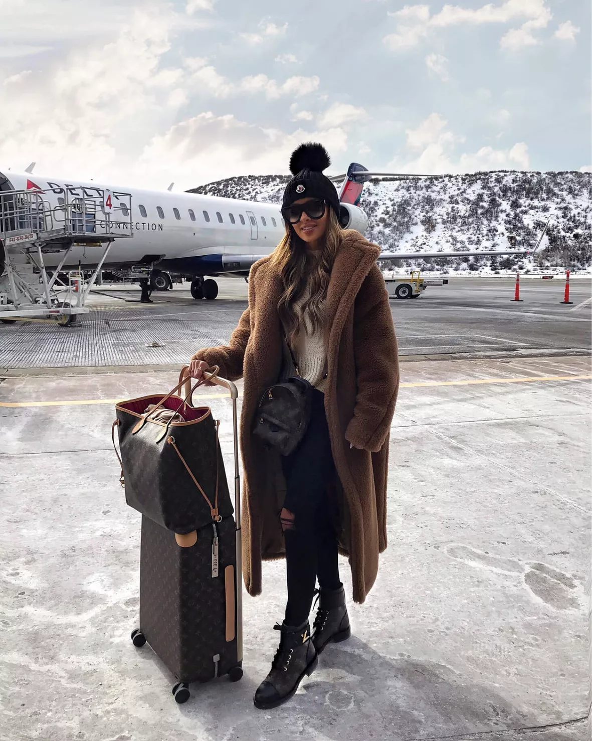 teddy bear coat neverfull louis vuitton outfit 20197