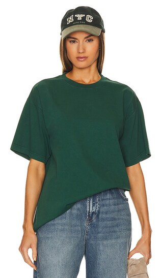The Relaxed Tee in Green | Revolve Clothing (Global)