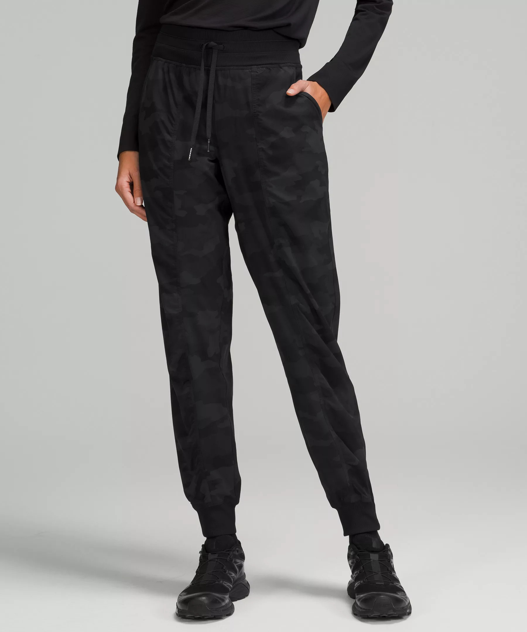 Dance Studio Mid-Rise Jogger | Lululemon (CA)