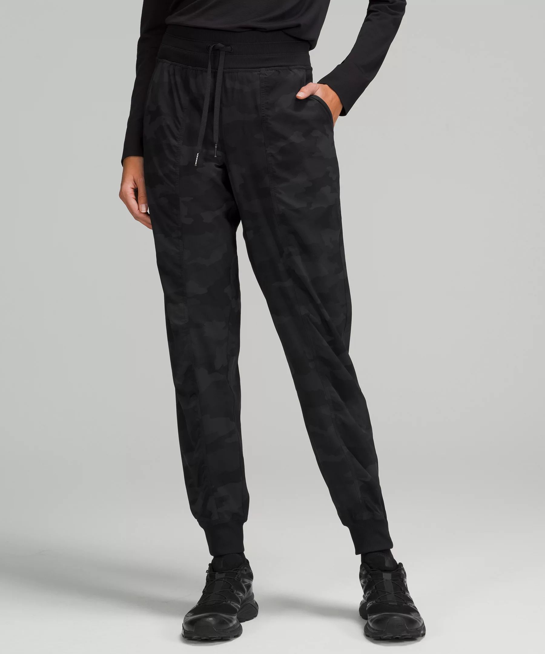 Dance Studio Mid-Rise Jogger | Lululemon (US)