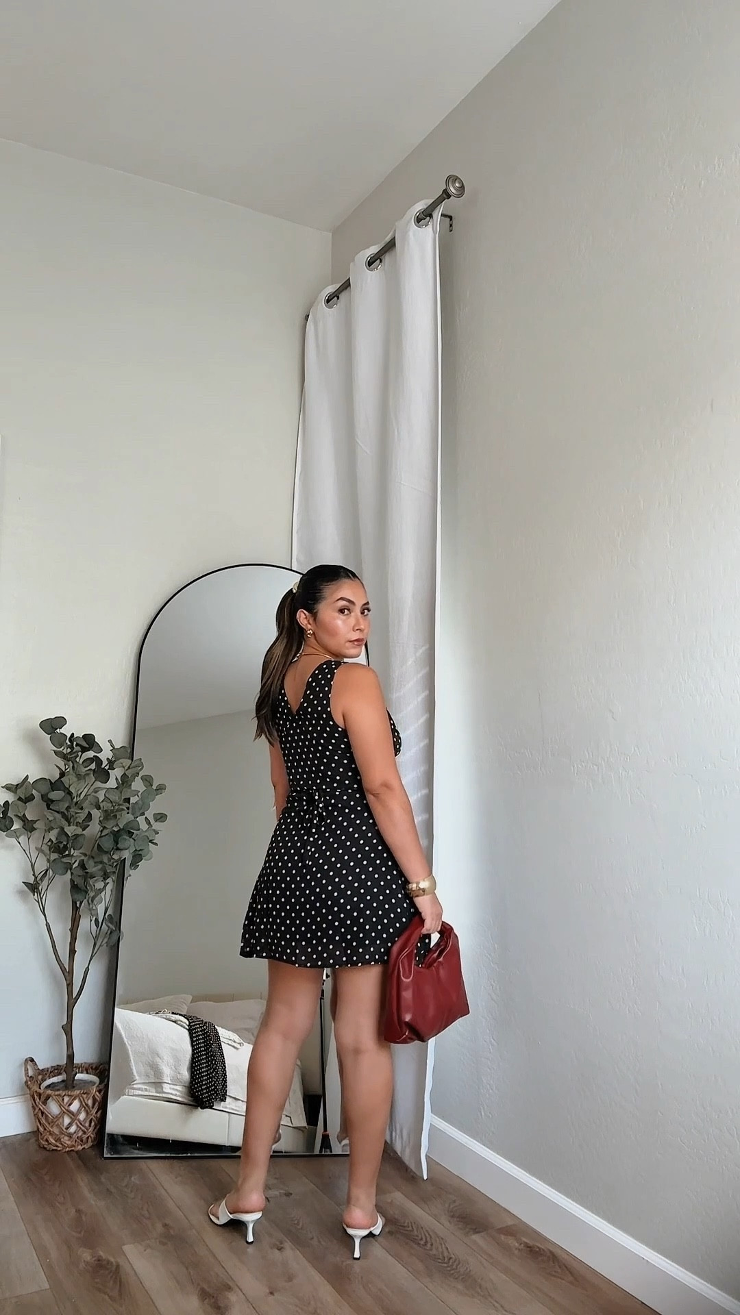 Me pedí los 2 vestidos y el top en M, solo la falda en talla L 😘

#LTKStyleTip #LTKBeauty