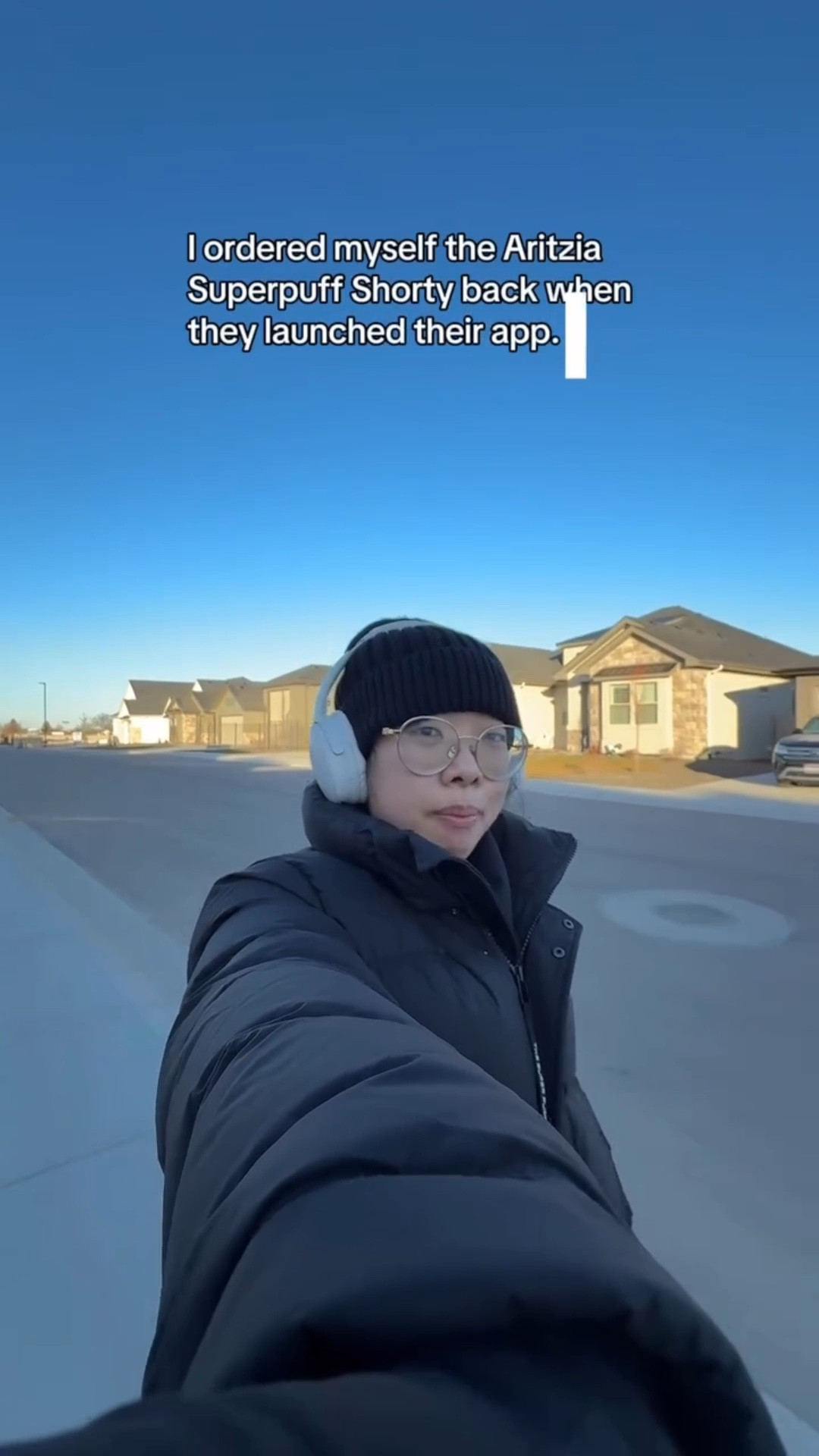 I’m so glad I invested in the @aritzia Super Puff! It keeps me so warm 😌

#aritzia #superpuff #superpuffshorty #winterfashion #winterjacket

#LTKfitnessgoals #LTKActive #LTKootd