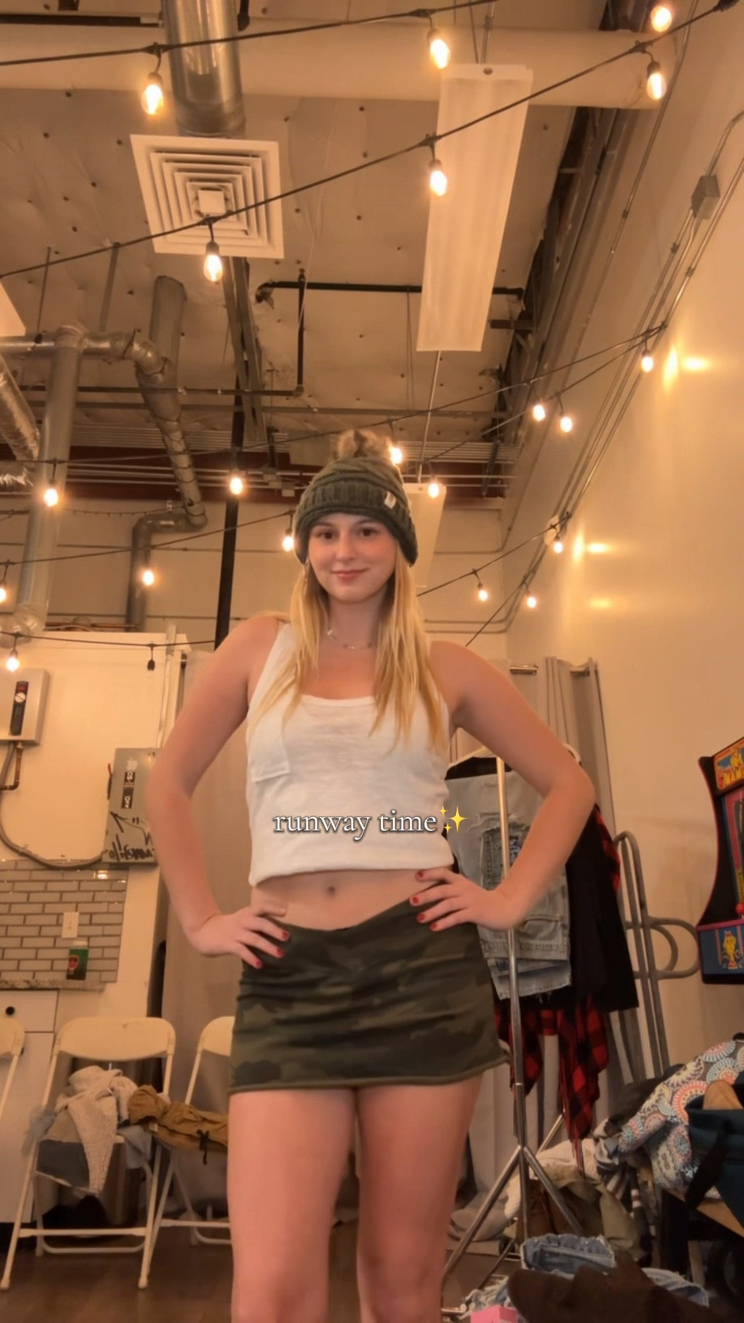 Should I start posting modeling bts?

#LTKootd