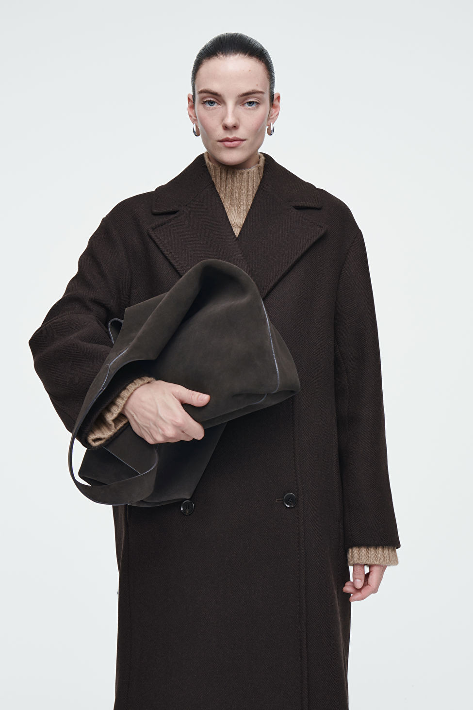 SERIF TOTE - SUEDE | COS UK