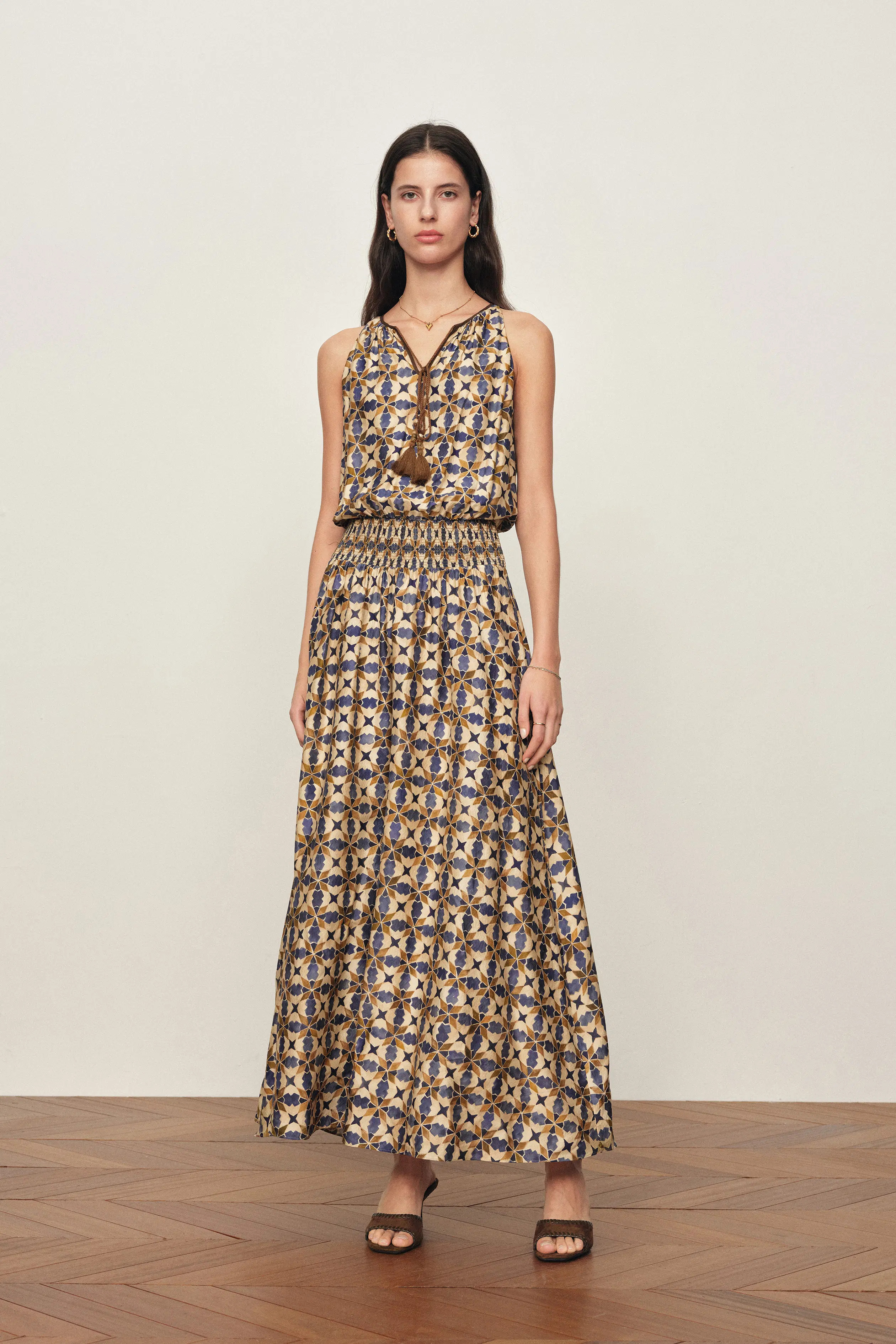 Jocelyn Sleeveless Dress in Crinkled Silk Blend | Fabrique