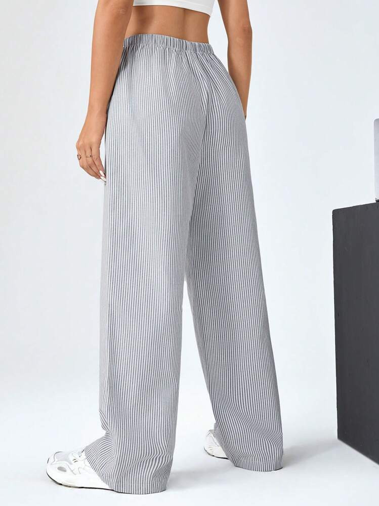 SHEIN EZwear Women's Grey Vertical Stripe Pants | SHEIN