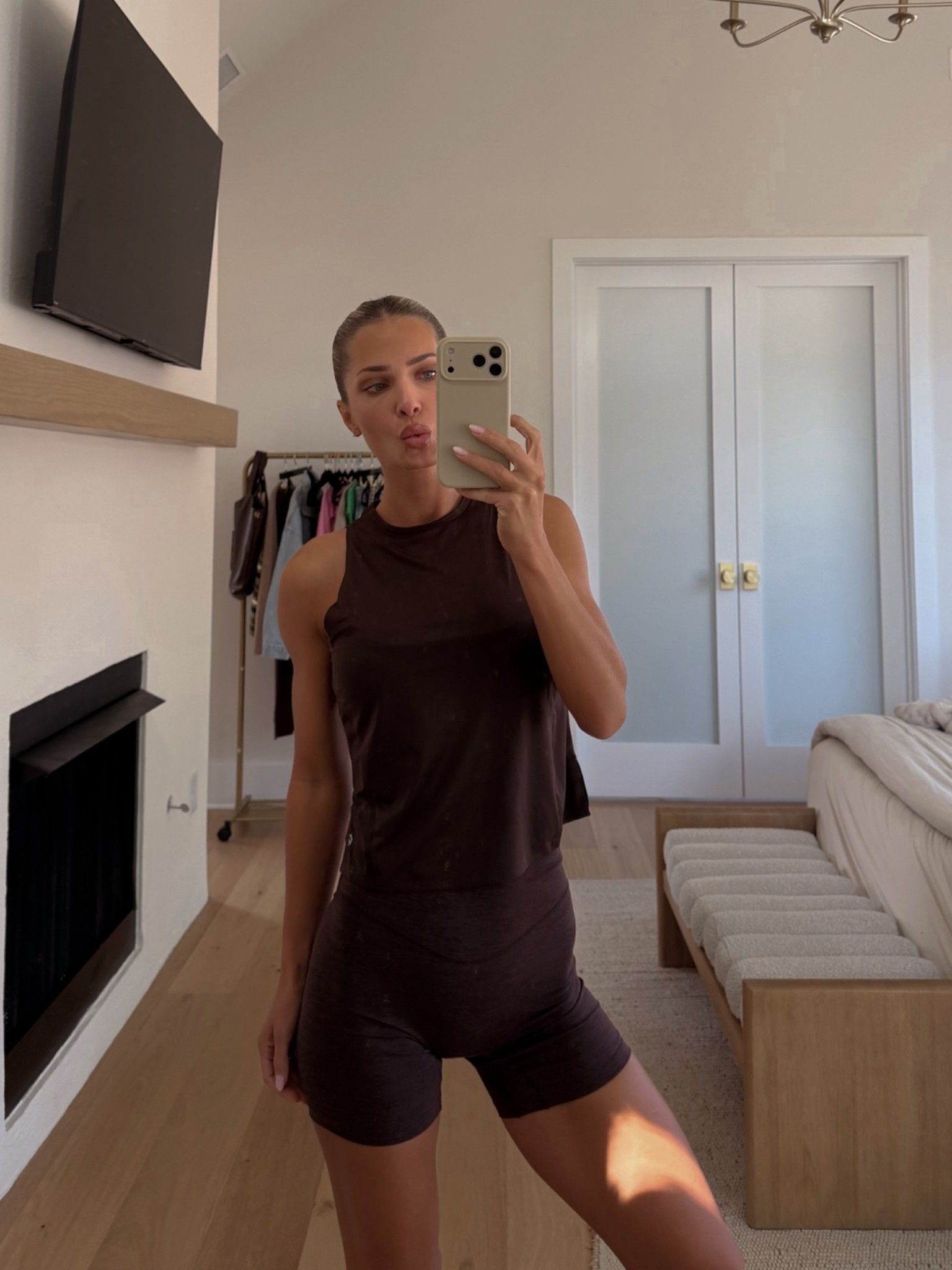 All the chocolate activewear 🤎

Code SAMC