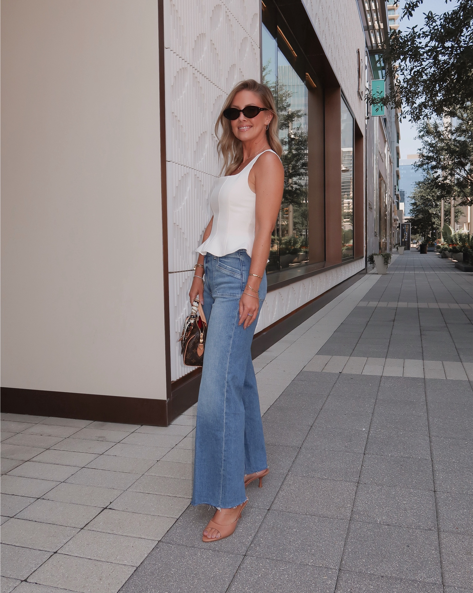 LTKCon looks worth repeating 😍😮‍💨





Fall outfit, business casual, fall denim, petite outfits, casual workwear

#LTKPetite #LTKStyleTip #LTKOver40