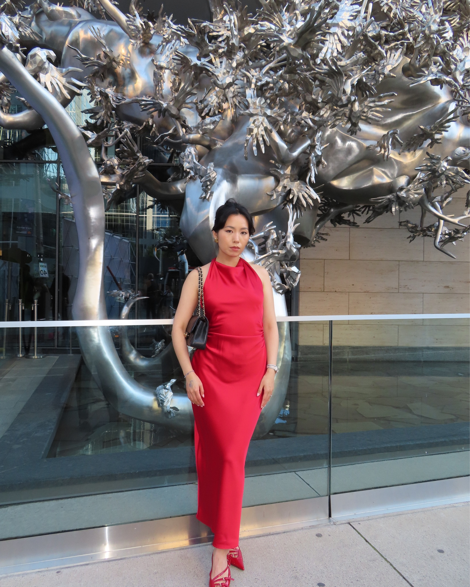 Lady in red 💃🏻
Dress from Zara 8372/090