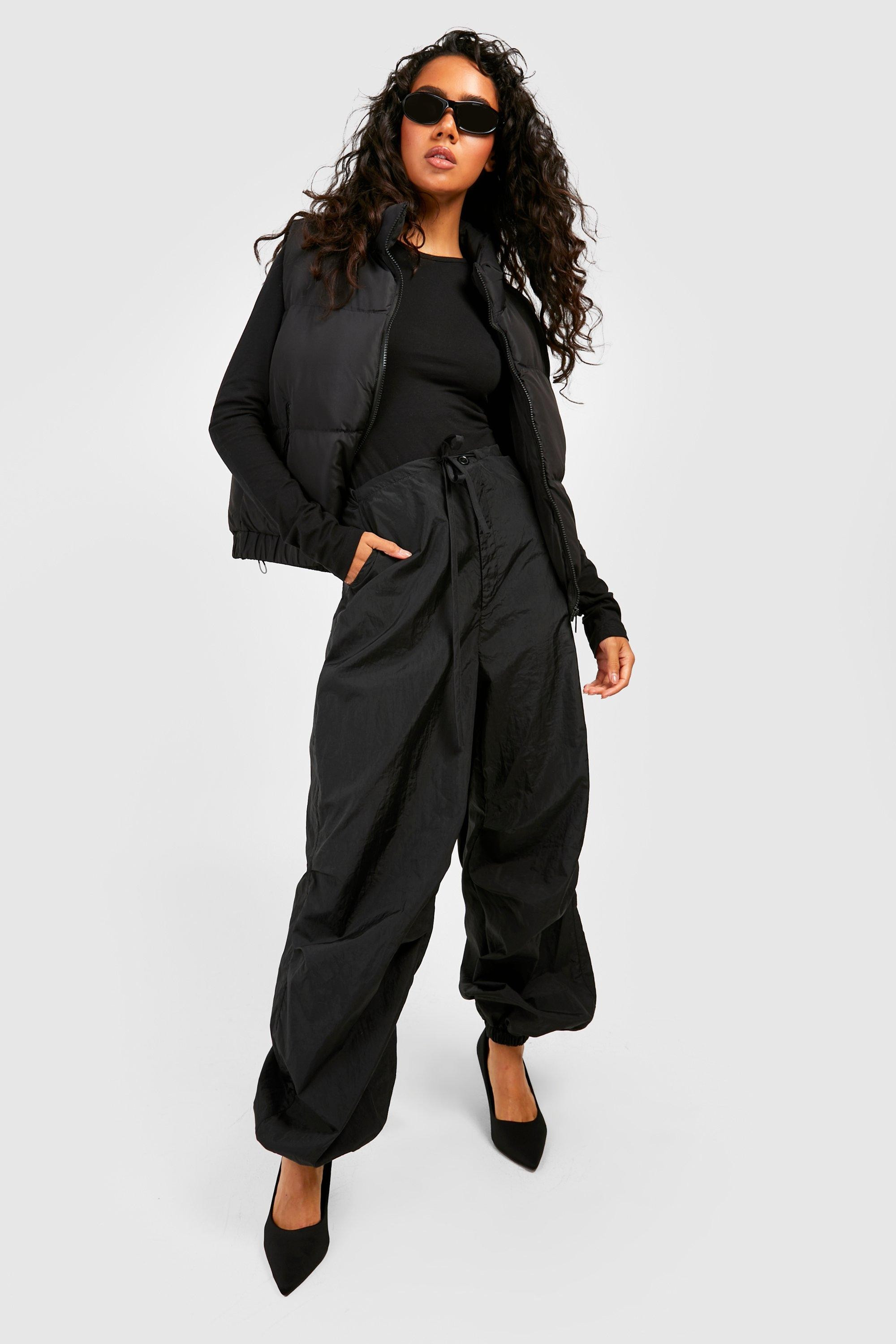 Womens Drawcord Extreme Wide Leg Parachute Pants - Black - 4 | Boohoo.com (US & CA)
